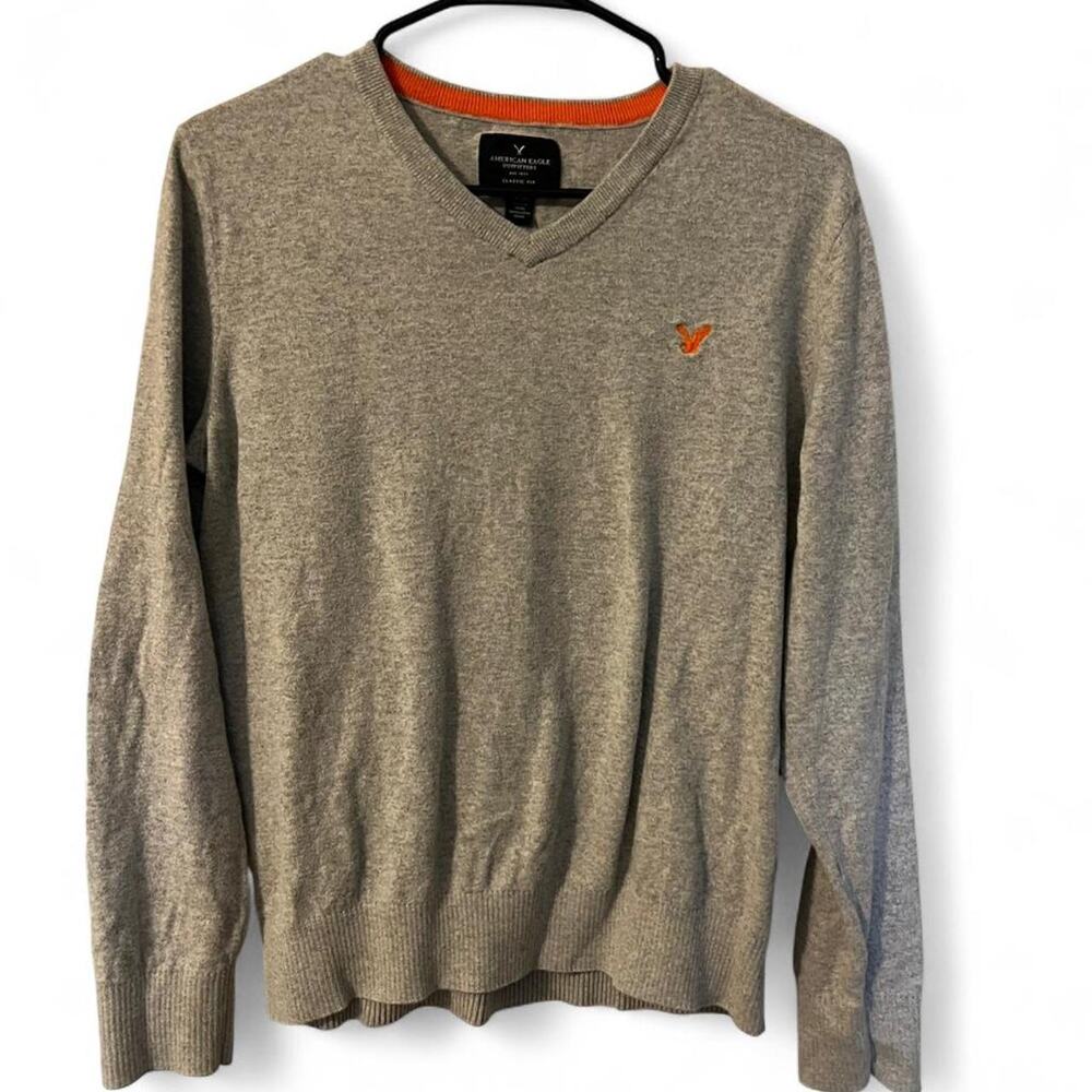Grey american eagle v-neck